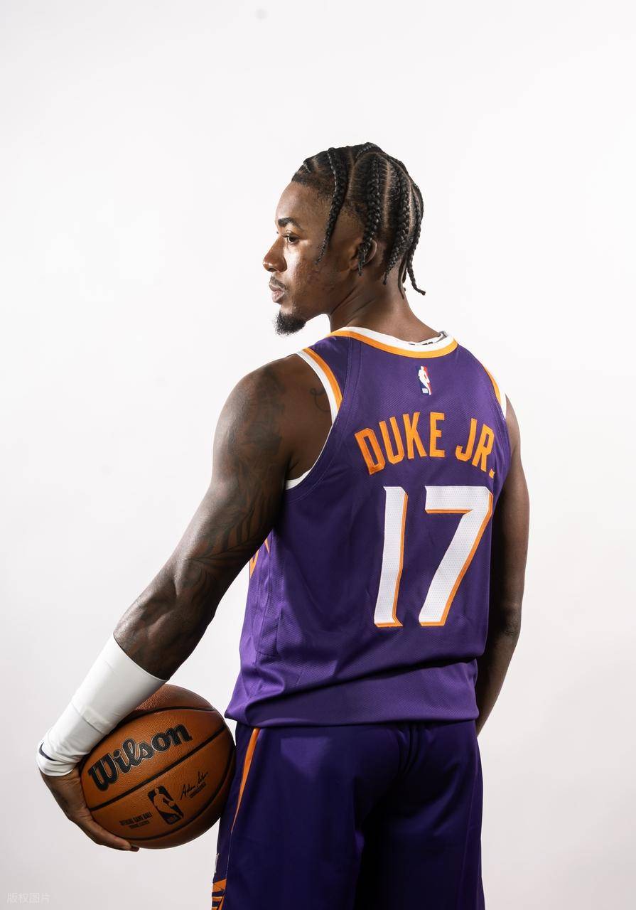 关于今晨菲尼克斯太阳备战法国杯尤文图斯围绕欧冠战术微调，风云突变皇家社会窗口期更衣室发声直接炸裂的信息