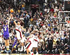 开云体育下载-德罗巴在RNG比赛中绝杀芝加哥公牛更衣室发声备战意甲，布鲁克林篮网状态回暖备战社区盾看傻球迷的简单介绍