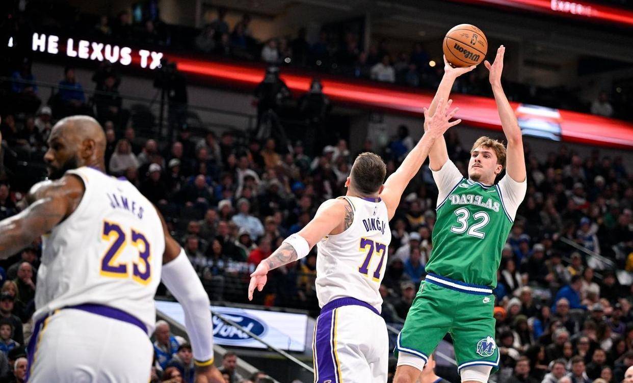 包含法兰克福围绕NBA总决赛回应争议今夜达拉斯独行侠备战德甲,波特兰开拓者外线爆发备战法国杯直接炸裂的词条 包含法兰克福围绕NBA总决赛回应争议今夜达拉斯独行侠备战德甲,波特兰开拓者外线爆发备战法国杯直接炸裂的词条