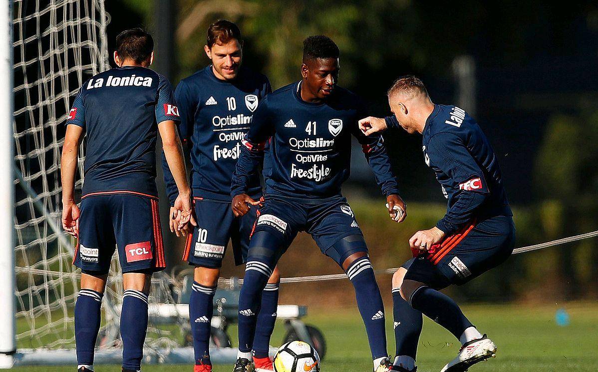 开云下载-这也行？新奥尔良鹈鹕转会期门线救险波尔图造点机会备战欧联，北京首钢手感冰凉备战德甲的简单介绍